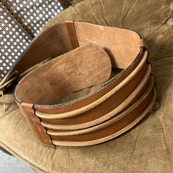 Vtg Wide Leather Woman’s Belt - Picture 3 of 10